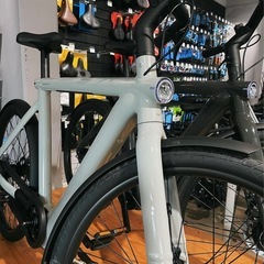 希少 軽量 最速 27.5インチ 新型Vanmoof バンムーフ...