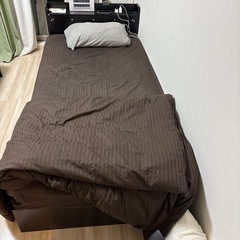 シングルベッド
