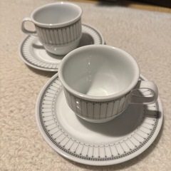 ノリタケ　カップアンドソーサー