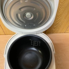 EJ8番 ツインバードamadana マイコン炊飯ジャー  AT-RM11の画像