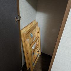 無印良品 パイン材テーブル・折りたたみ式
幅８０×奥行５０×高さ７０ｃｍの画像