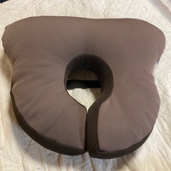 うつ伏せ用の枕