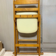 折りたたみキッズハイチェアの画像