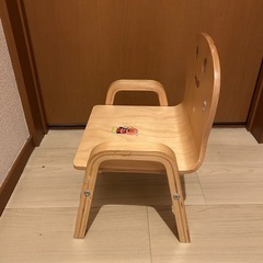 子供用椅子
