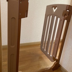 セール‼中️ベビーゲート　ニホンイクジ　美品　安心安全ベビーの画像