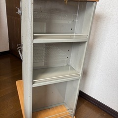 （差し上げます）キッチンキャビネットの画像