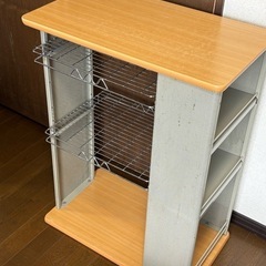 （差し上げます）キッチンキャビネット