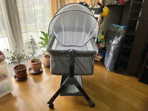 未使用品ベビーベッド