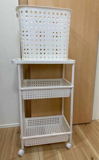 名古屋引取限定!取り外し可能 金属製 キッチンバスケットスタンド 3段 美品