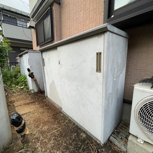 f○□イナバ物置・幅176×奥行55.5×高さ130.5cm・鍵有り【引渡し場所