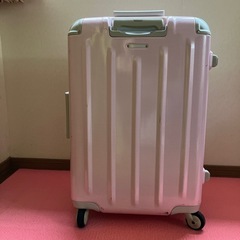 【無料】スーツケース　ピンク