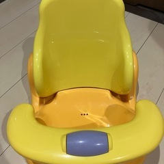 Aprica はじめてのお風呂から使えるバスチェア