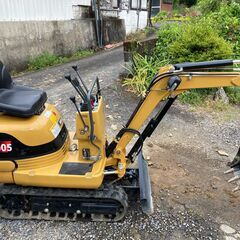 キャタピラー　005　稼働５７時間