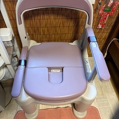 ラフィーネポータブルトイレ
