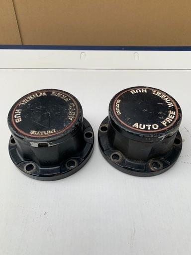 スズキ純正　JA11-JA71オートフリーハブ