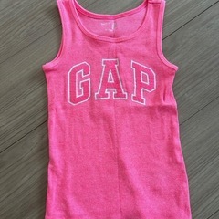 中古美品　GAPタンクトップ110cm