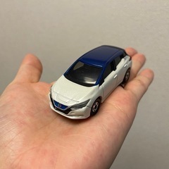 トミカ 日産リーフ