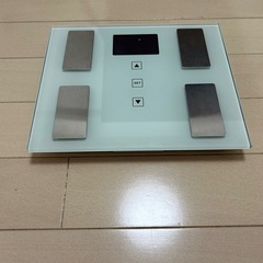 アイリスオーヤマ　体重体組成計