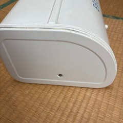 ブレッドケース　インテリアにもの画像