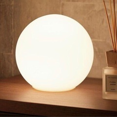 美品【ニトリボールランプ】