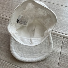 H&Mベビーキャップの画像