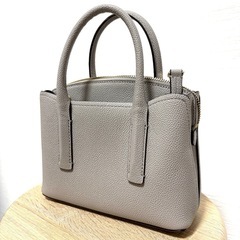 【kate spade 】バッグ　マルゴー　ミディアム　サッチェル 　グレーの画像