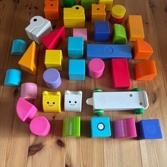 (取引中)　くっつくブロック　知育玩具