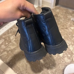 女の子　19cm　黒ブーツの画像