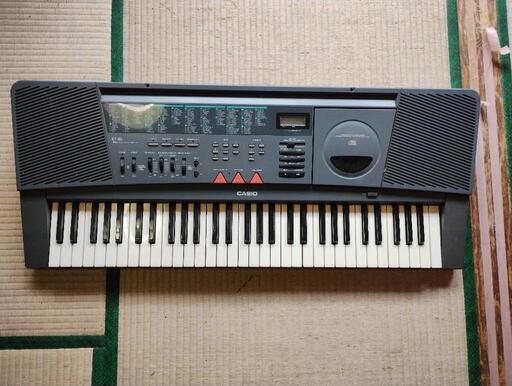 CASIO CDプレーヤー内蔵電子ピアノ KT-80 マイク付 - メルカリ