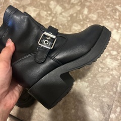 女の子　19cm　黒ブーツの画像