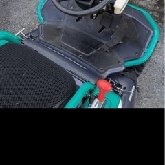 乗用型草刈り機　オーレック 
rm984xの画像