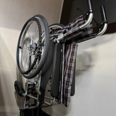 ノーパンクタイヤ　日進医療機　NC-1CB