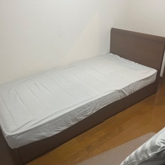 フランスベッド引き出し付きです。の画像