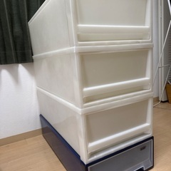 衣装ケース　いくつでも