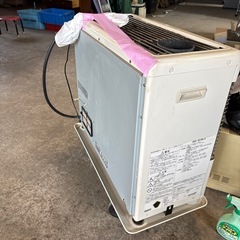 サンポット煙突石油ストーブの画像