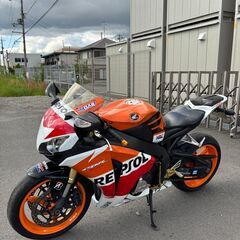 ★Honda CBR 1000　★800,000円　★即決購入のみ送料無料の画像