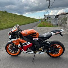 ★Honda CBR 1000　★800,000円　★即決購入のみ送料無料の画像