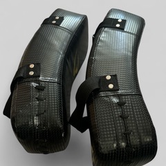 BODYMAKER 空手キックミット　グローブ　 黒の画像