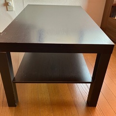 黒のテーブル　IKEA
の画像