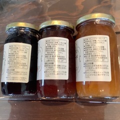 食品 ジャム 三種類の画像