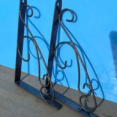 ラティス用スチール脚（サイズ：３０cm×２０cm）ねじ付き
