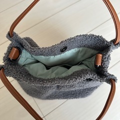 Blucielo nuovo ボアハンドバッグ グレー　ショルダーバッグの画像