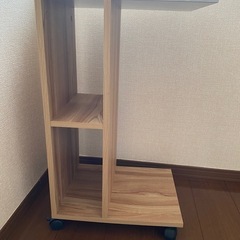 サイドテーブル