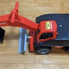 乗用玩具　ショベルカー
