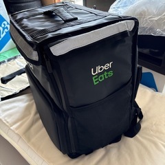 ウーバーイーツUberEats 配達員さんのバッグの画像