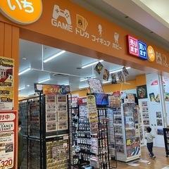 三郷、吉川、越谷辺りで、ポケモンカード一緒に遊んでくれる方いませんか？