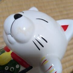 貯金箱の画像