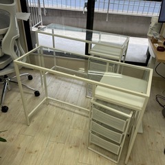 IKEA ヴィットショーラップトップテーブル2台（引き出しユニット付き