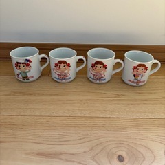 ペコちゃん　コップ　３種4個セット