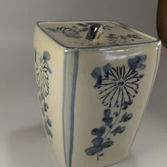 未使用品！ 菊花 水指 茶道　茶器　茶道具の画像